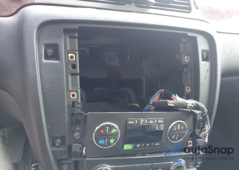 2012 GMC Yukon Slt z USA, uszkodzony, nr VIN 1GKS2CE04CR247944